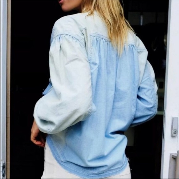 New! Free People Set Sail Denim Top Chambray - Picture 4 of 8